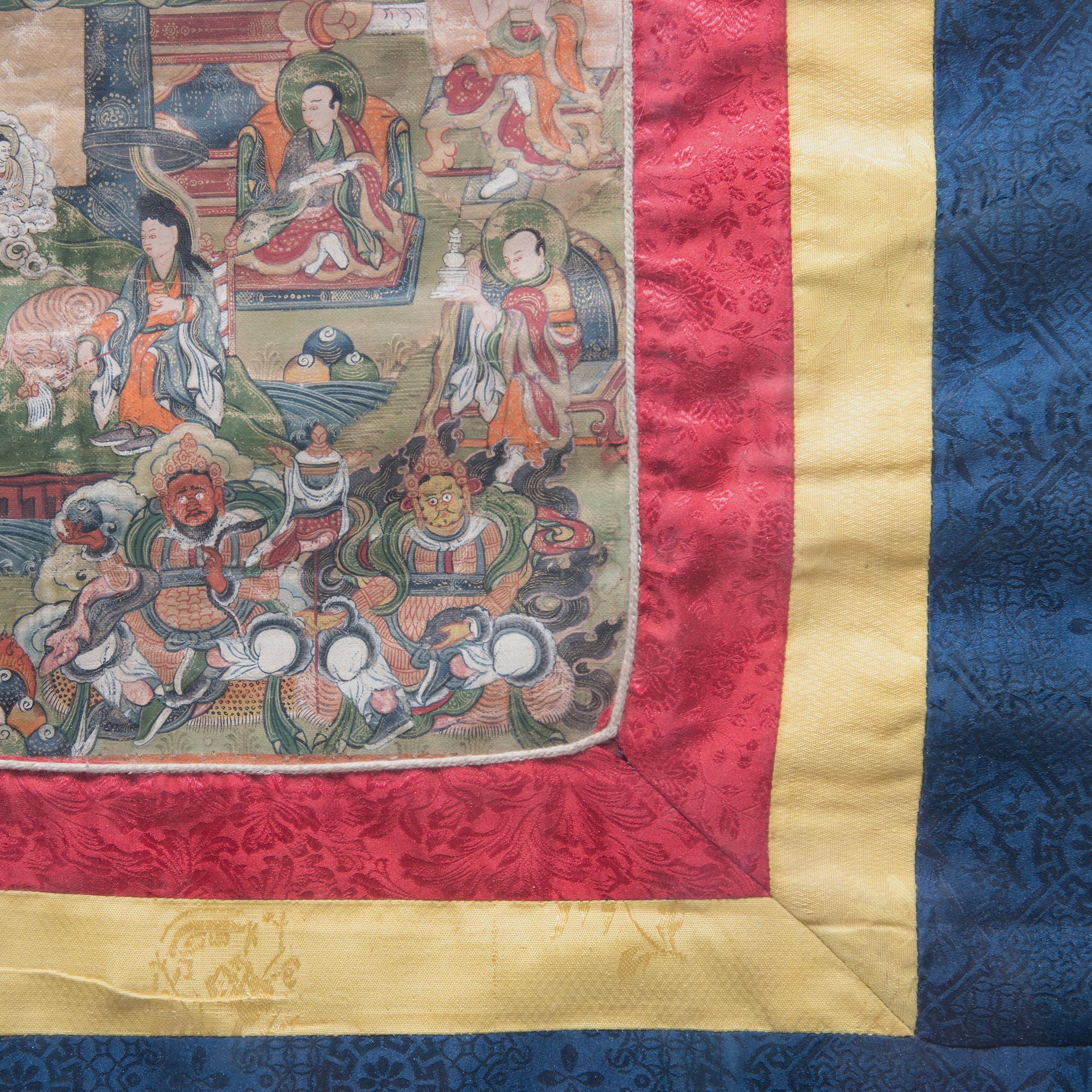 Thangka tibétaine de Sakyamuni avec brocart de soie, vers 1880 Bon état - En vente à Chicago, IL