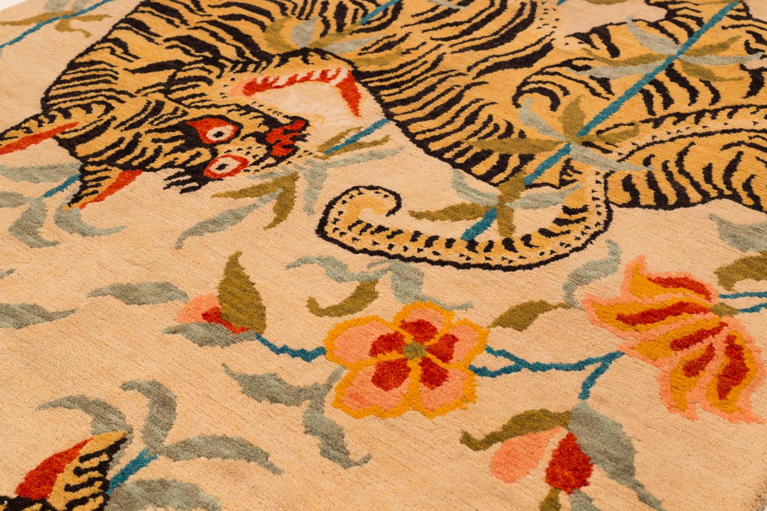 Tibetan Tiger Rug by Carini In New Condition In New York, NY
