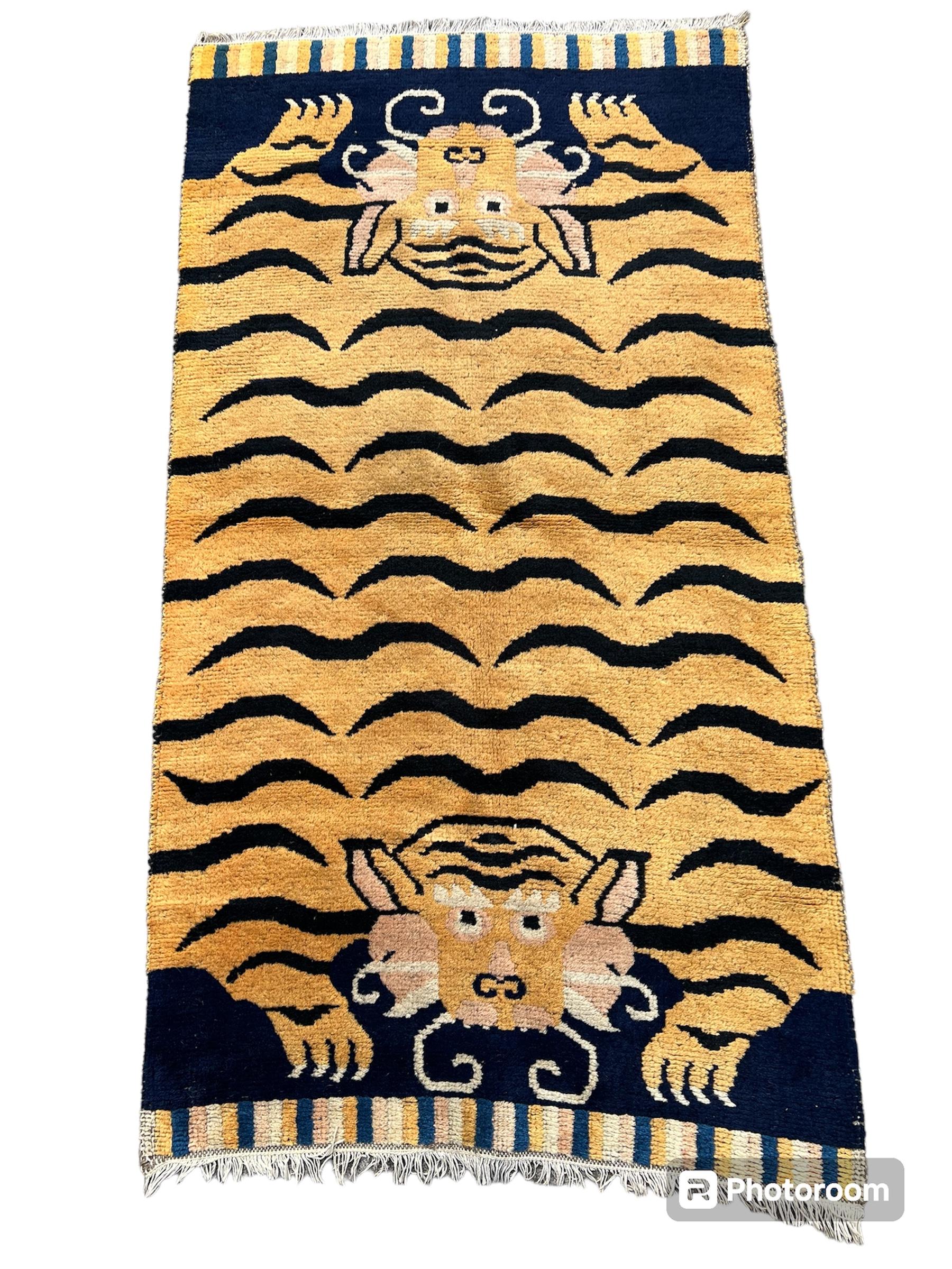 Tibetan Tiger Rug In Good Condition For Sale In FITZROY, AU