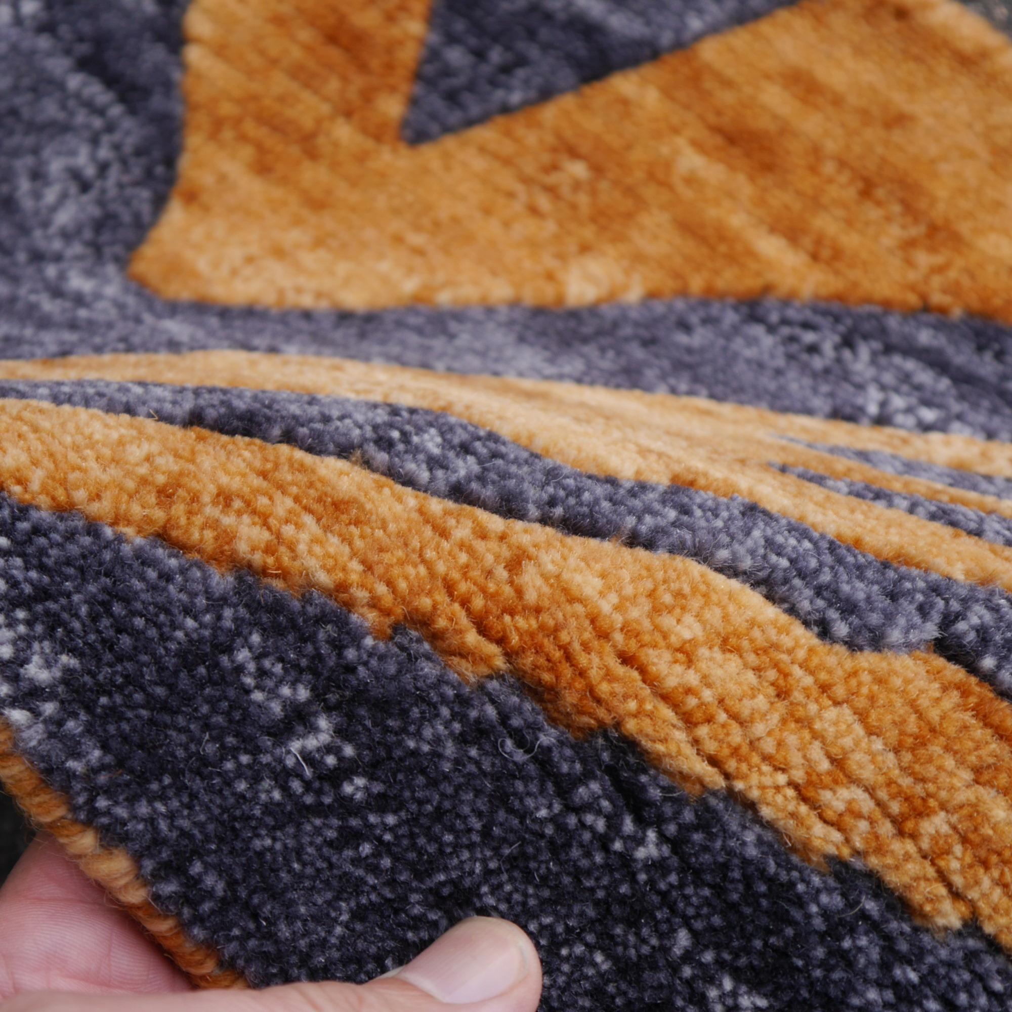 Art déco Tibetan Tiger Rug Hand Knotsted In Wool Rust Graphite by Djoharian Collection en vente