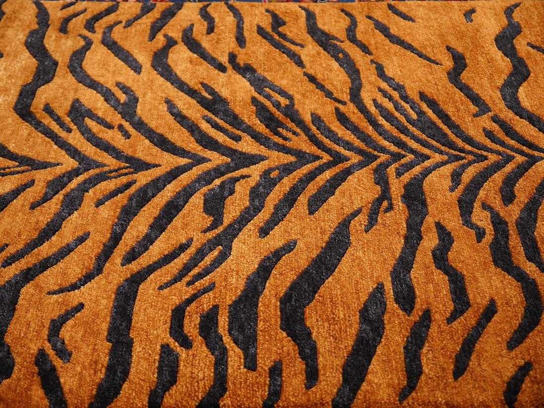 Tibetan Tiger Rug Hand Knotted Wool Rust Silk Graphite by Djoharian Collection For Sale 11