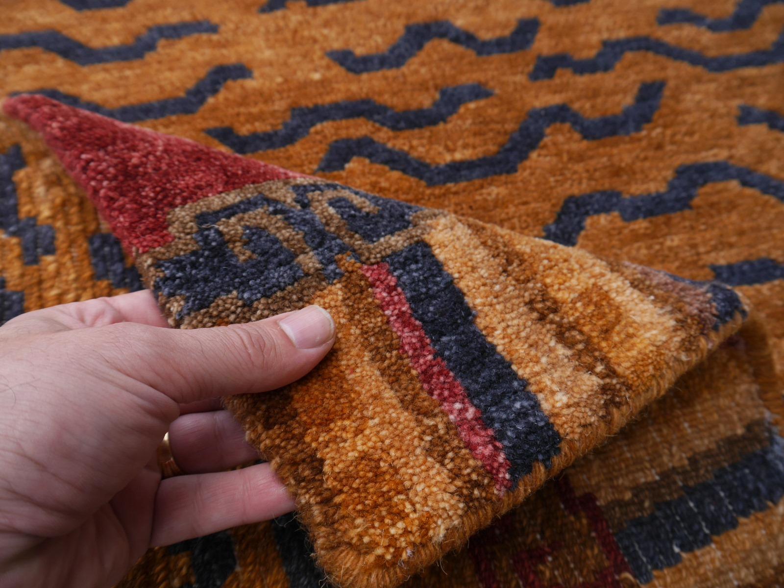 XXIe siècle et contemporain Tapis tibétain en pure laine nouée à la main par Djoharian Collection Antique Design