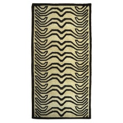 Tapis tibétain en laine nouée à la main beige et brun de la collection Djoharian