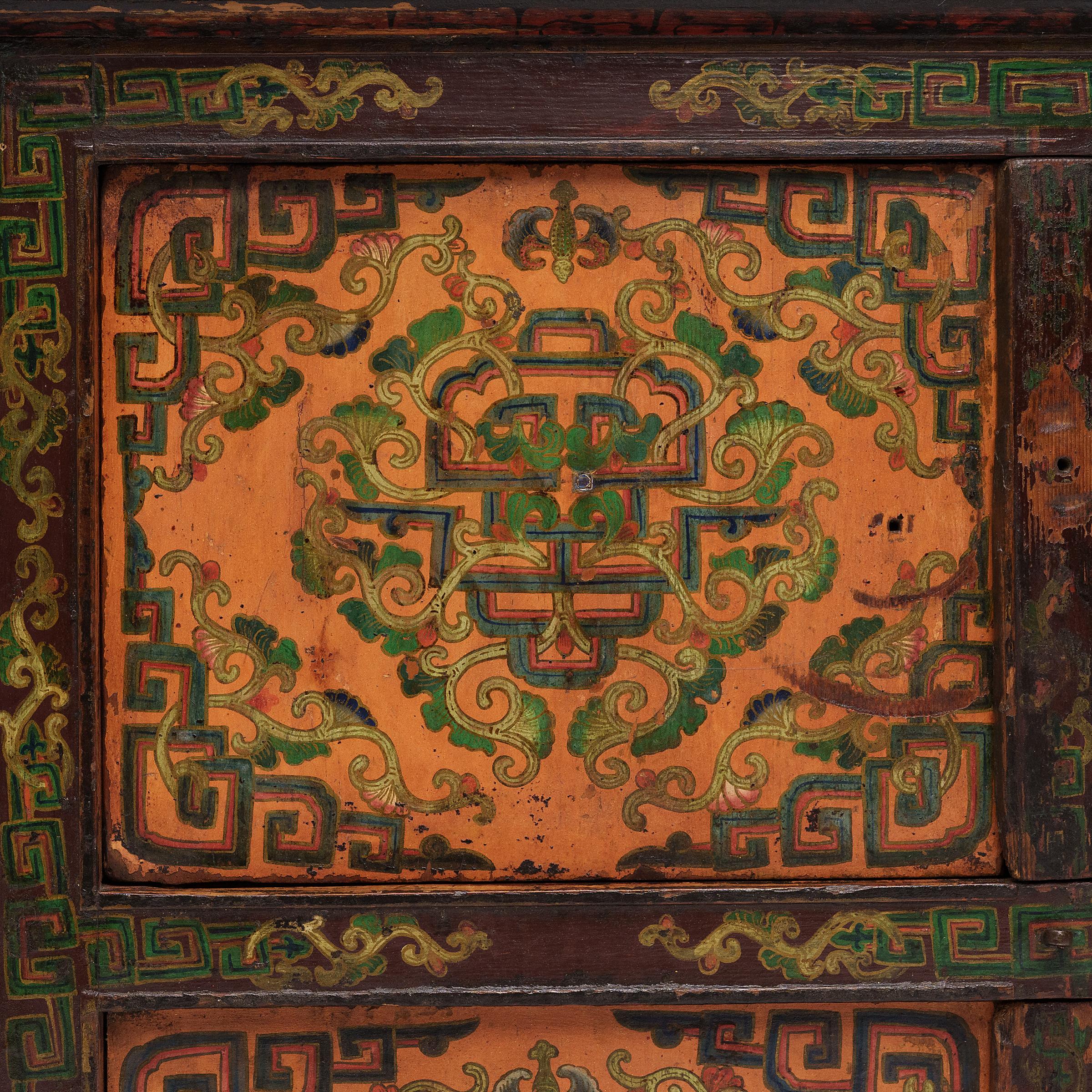 Tibetan Trailing Vines Cabinet, c. 1900 In Good Condition For Sale In Chicago, IL
