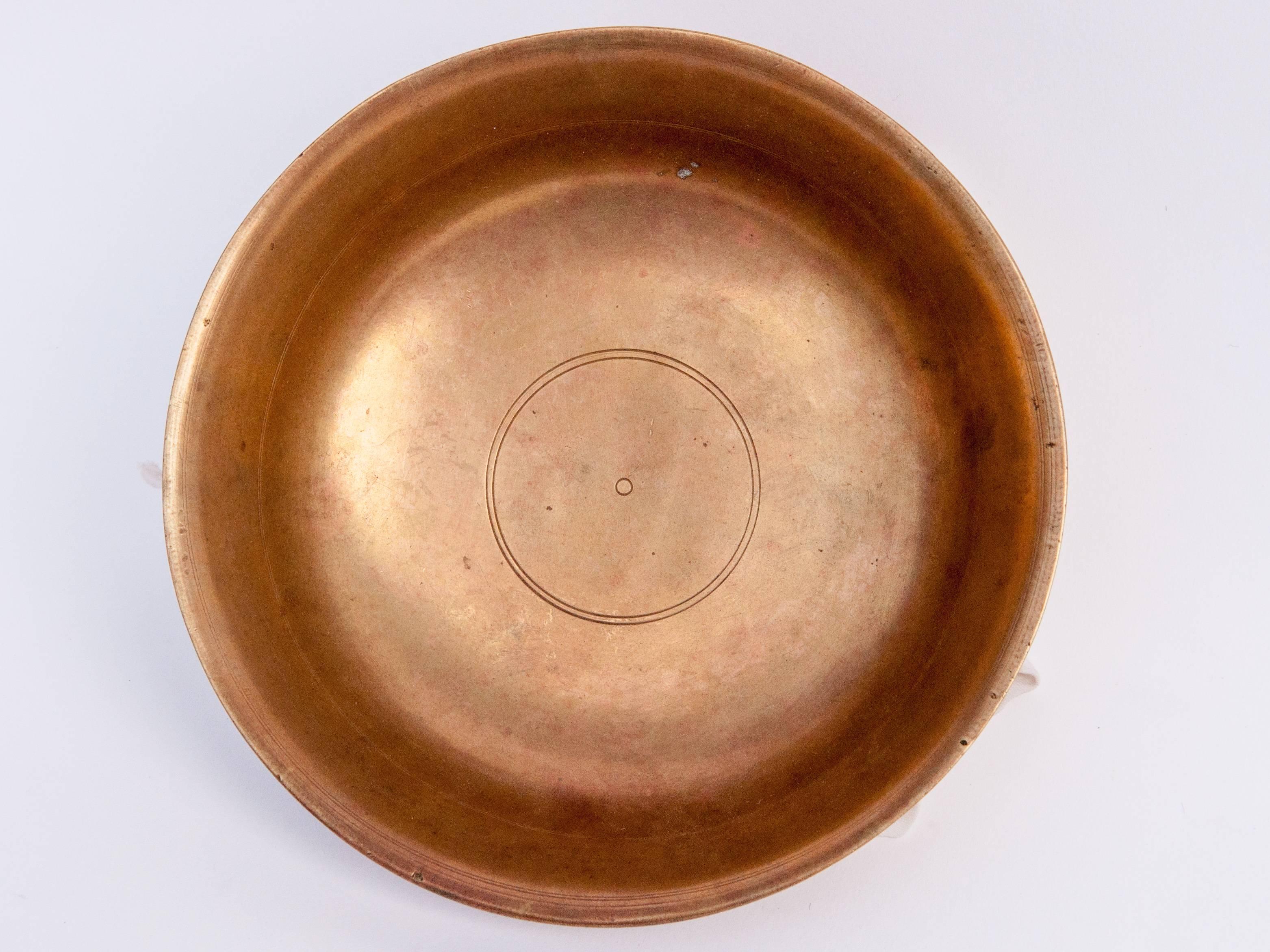 Tibetan Tsampa Bowl, Bronze, Tibet, Early to Mid-20th Century In Good Condition In Point Richmond, CA