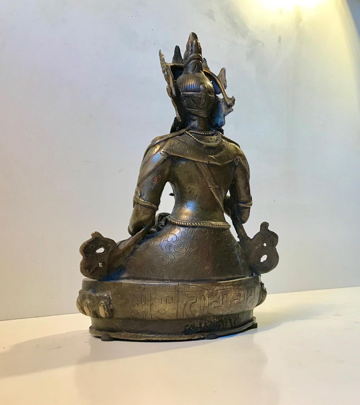 Tibetan Vajrasattva Buddha in Bronze, 19th Century For Sale 8