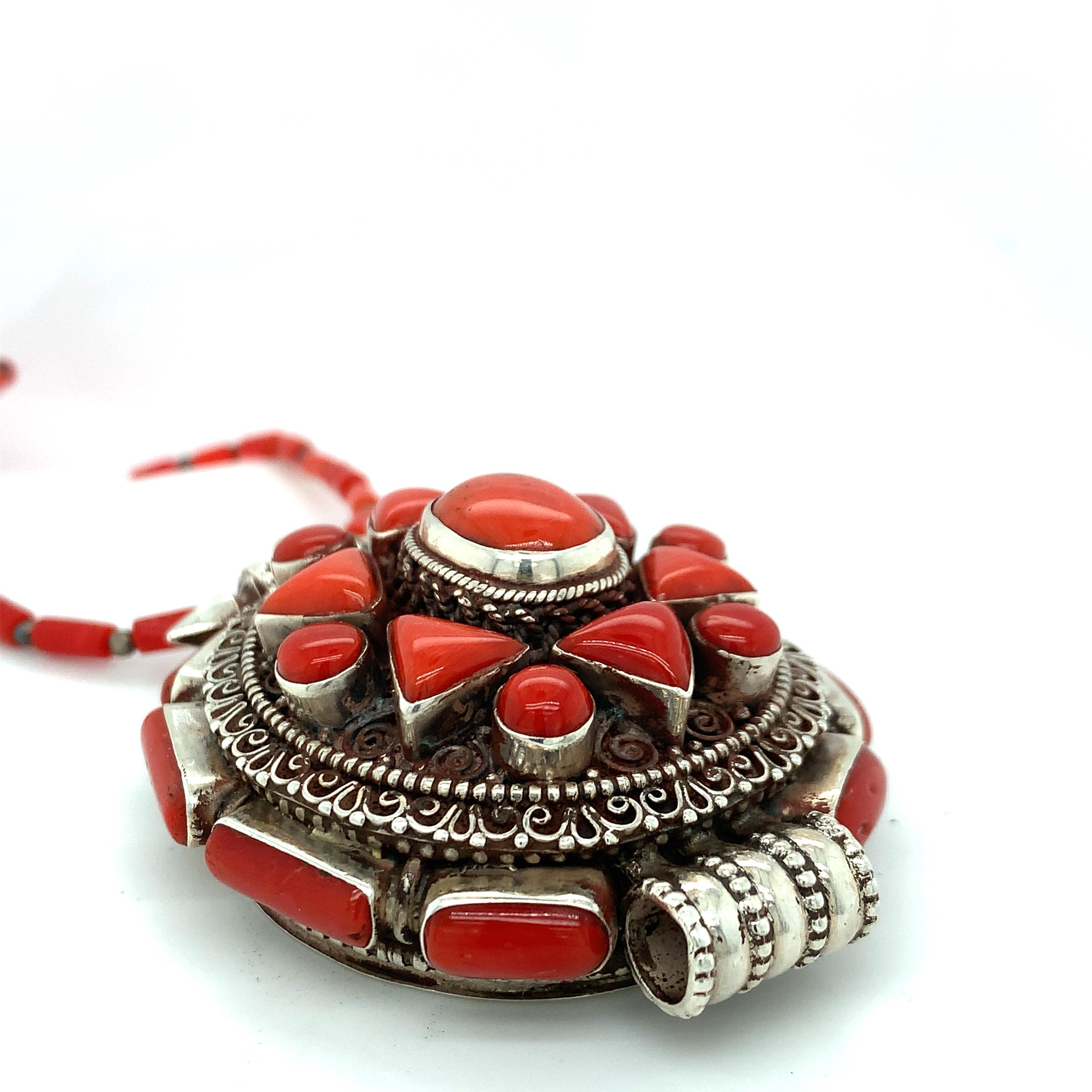 Tibetian Ghau Coral Pendant In New Condition For Sale In Trumbull, CT