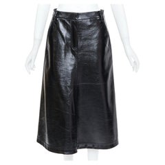 TIBI 2019 : jupe midi évasée taille haute en simili cuir verni froissé noir, taille US0 XS