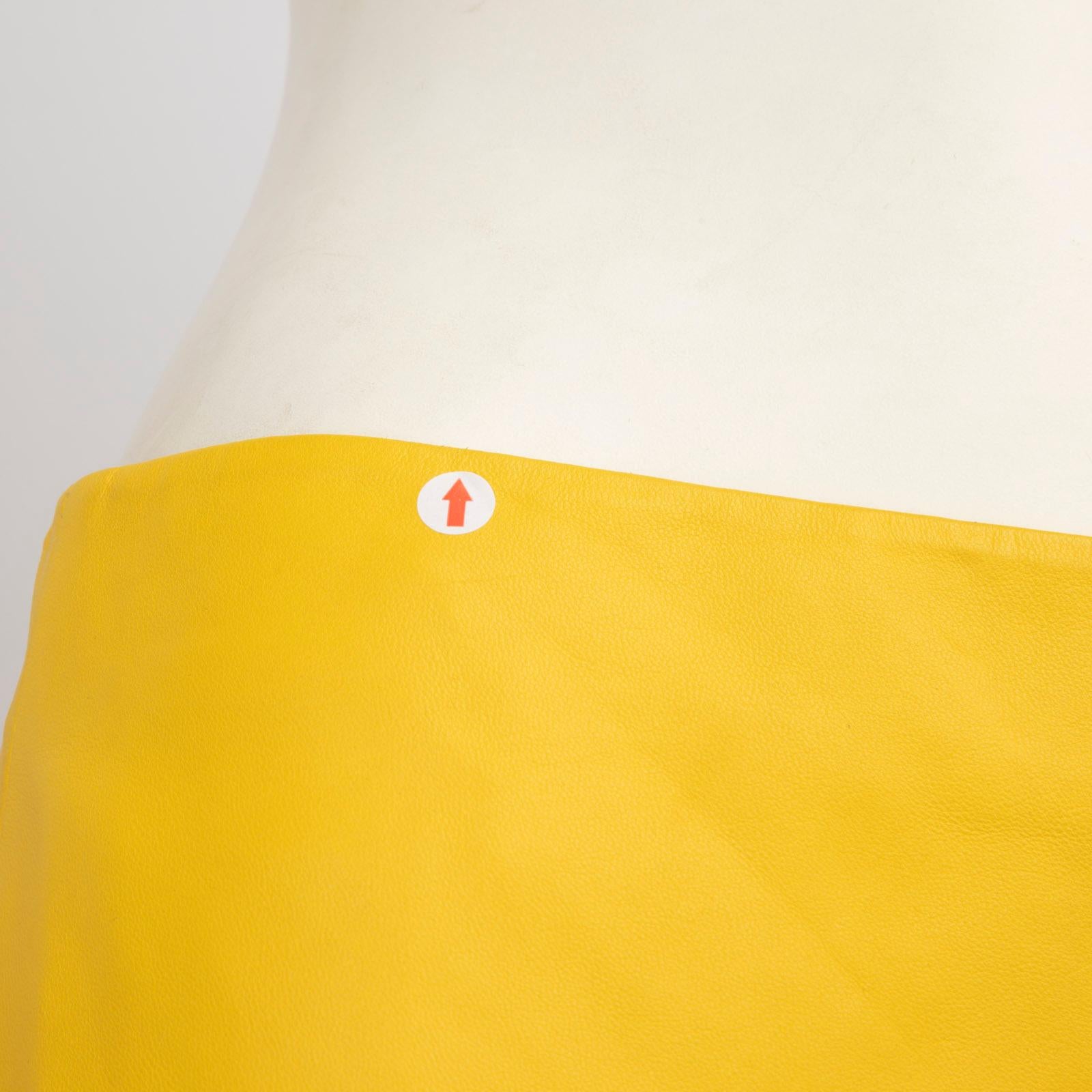Tibi Falda Midi Asimétrica Piel Amarilla Talla L en venta 5