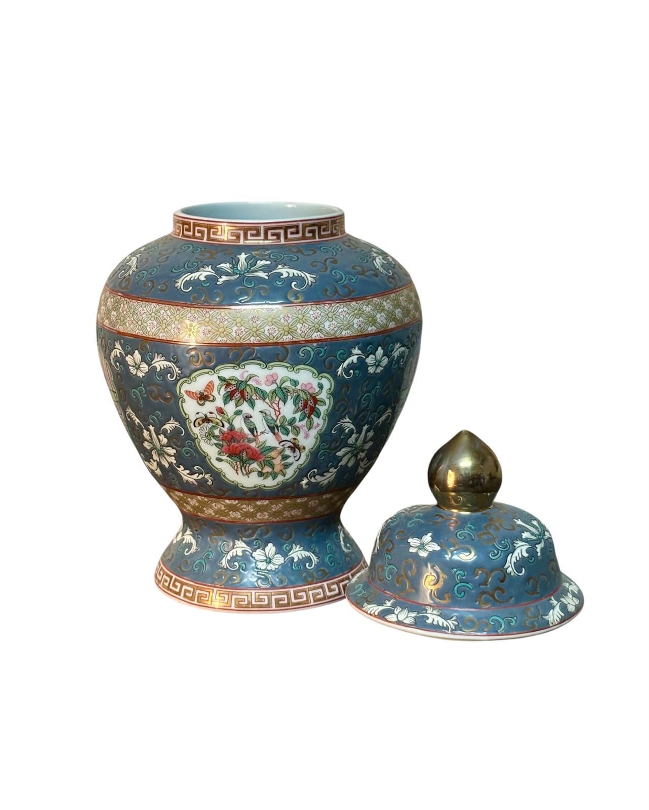 Tibor oriental de porcelaine esmaltada policromada en vente 2