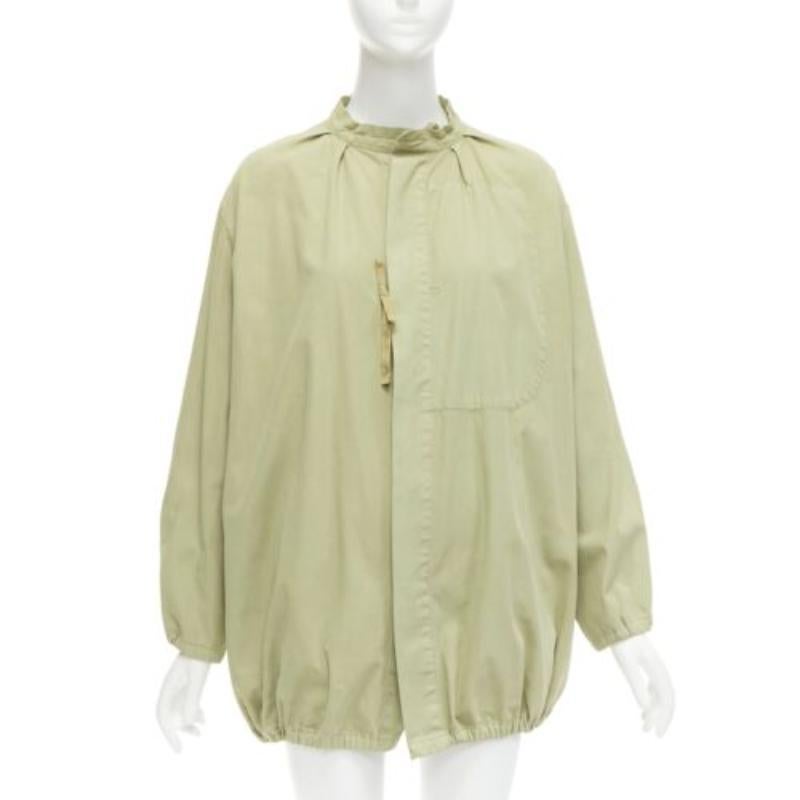 Beige Parka centrale con colletto a cravatta in cotone 100% verde lavato di TICCA in vendita