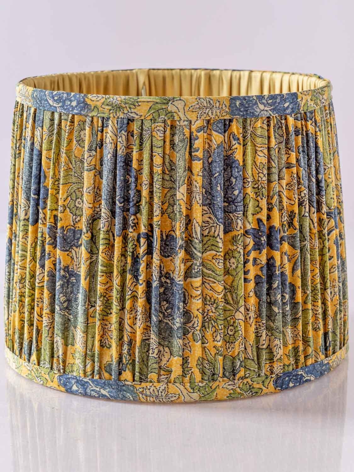 Tichelaar Makkum Delft Tobacco Jar Table Lamp, New Pleated Silk Shade, 1948-1979 For Sale 1