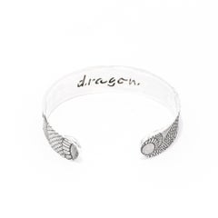 Tichu, manchette œil de dragon en émeraude, argent sterling et quartz de cristal, taille M