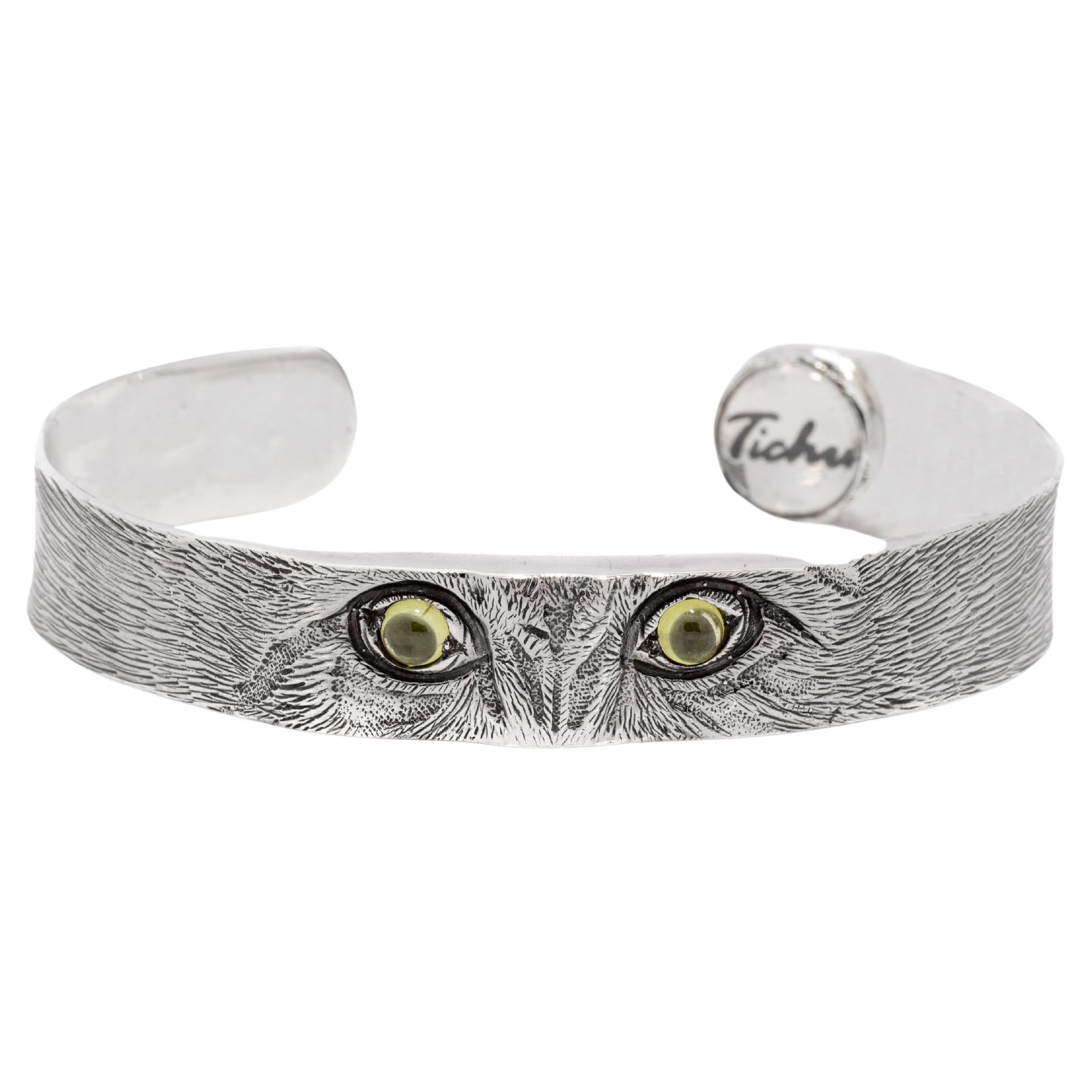 Tichu Peridot Cat Eyes Cuff in Sterling Silver and Crystal Quartz 'Size L' For Sale