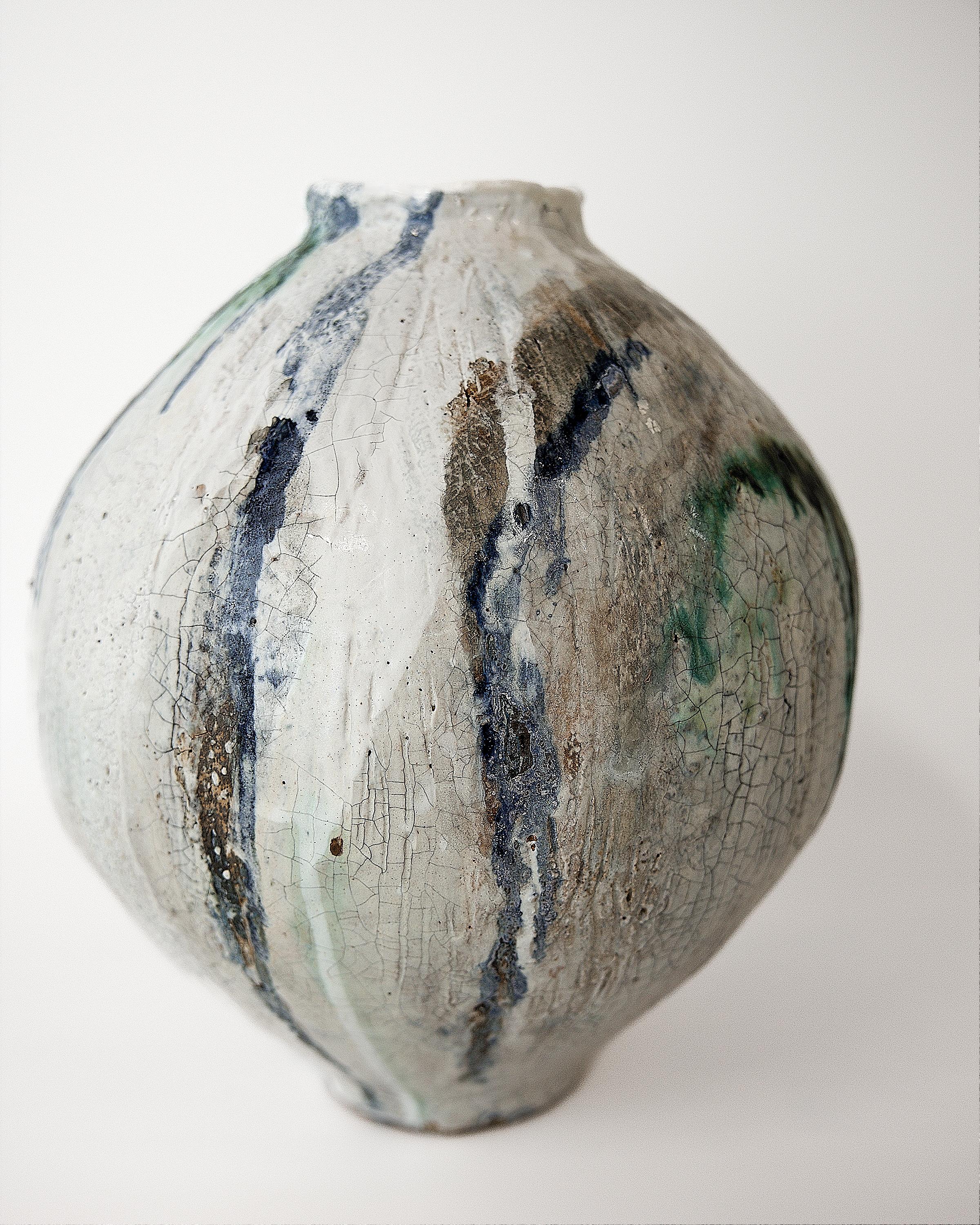 Tidal Moon Jar Vase For Sale 2