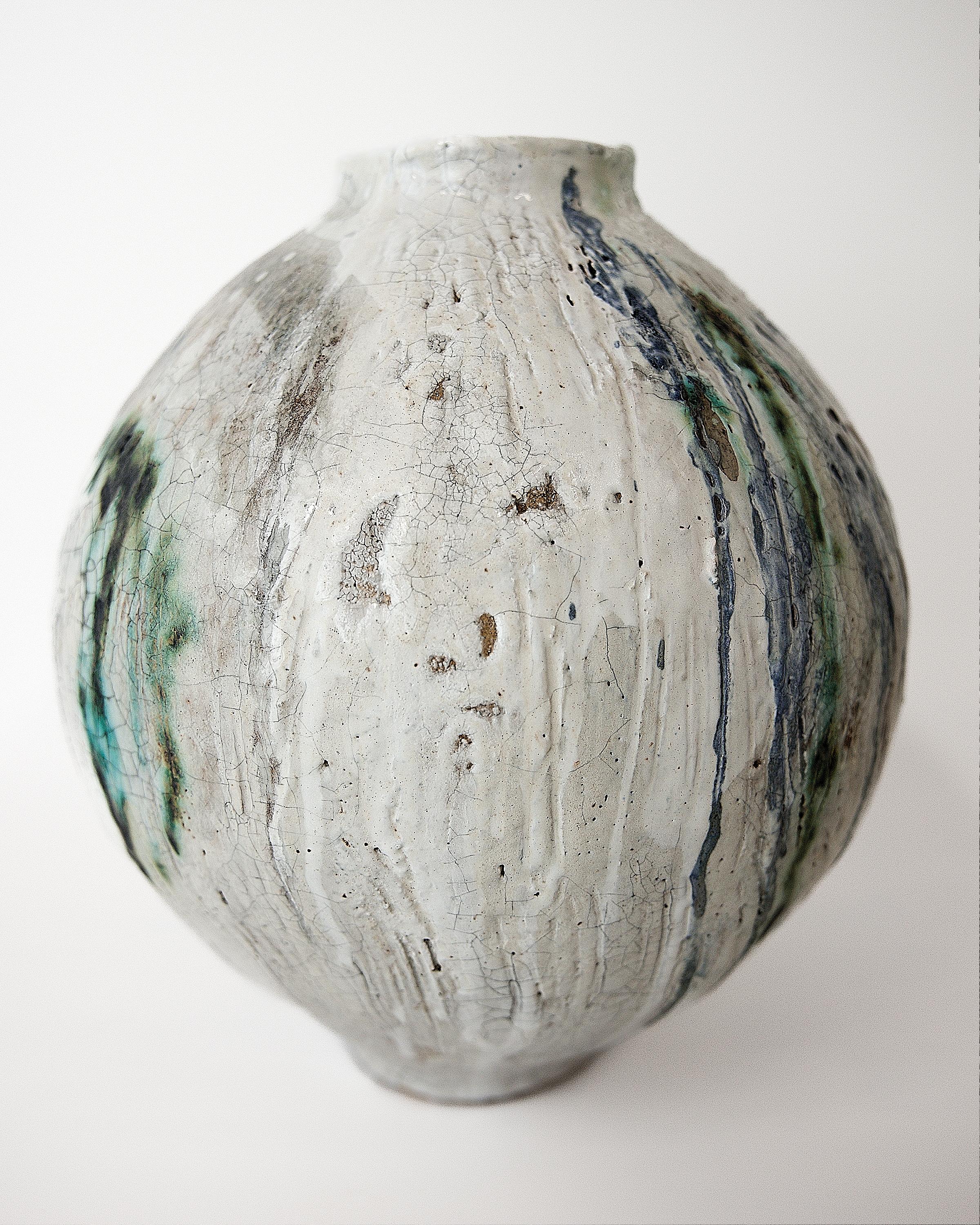 Tidal Moon Jar Vase For Sale 3
