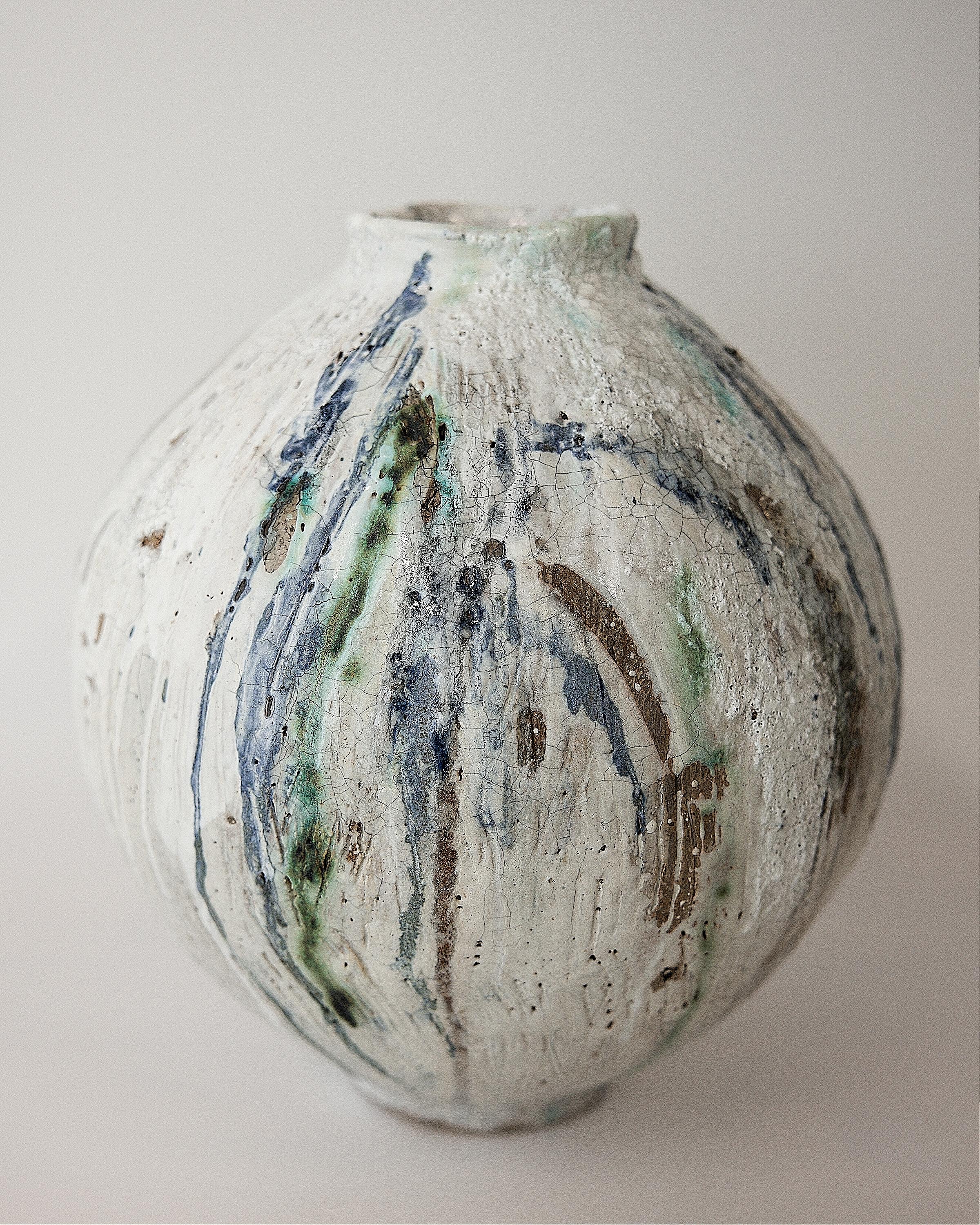 Contemporary Tidal Moon Jar Vase For Sale