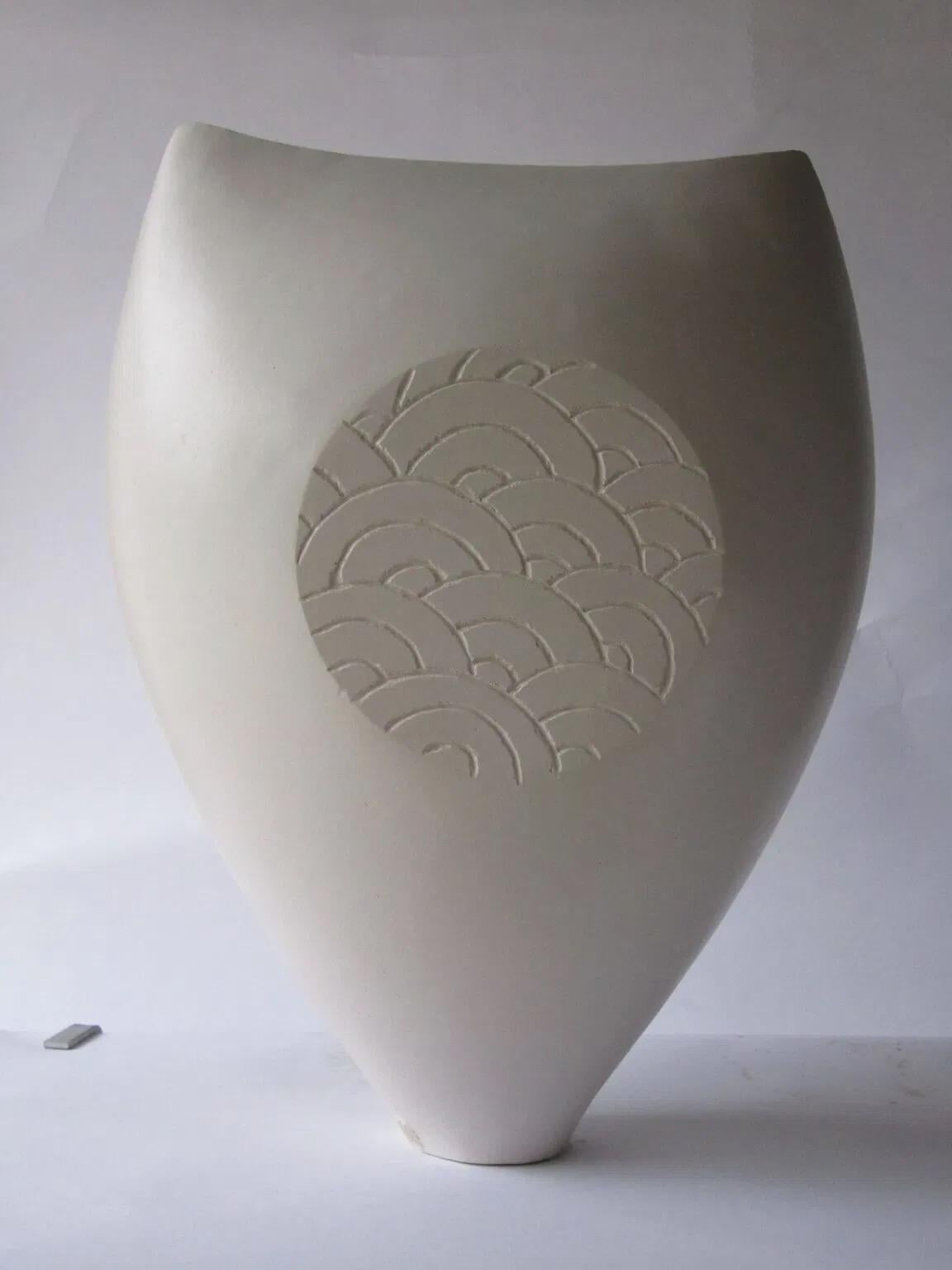 Flat Cloud, Curved Cloud by Tien Wen - Set of 2 abstract ceramic sculptures en vente 6