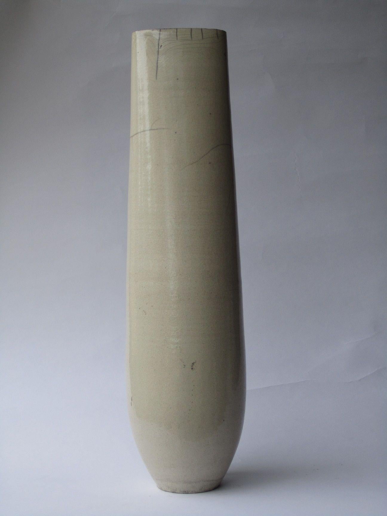 Genesis I by Tien Wen - Abstract ceramic sculpture, light tones, slender For Sale 3