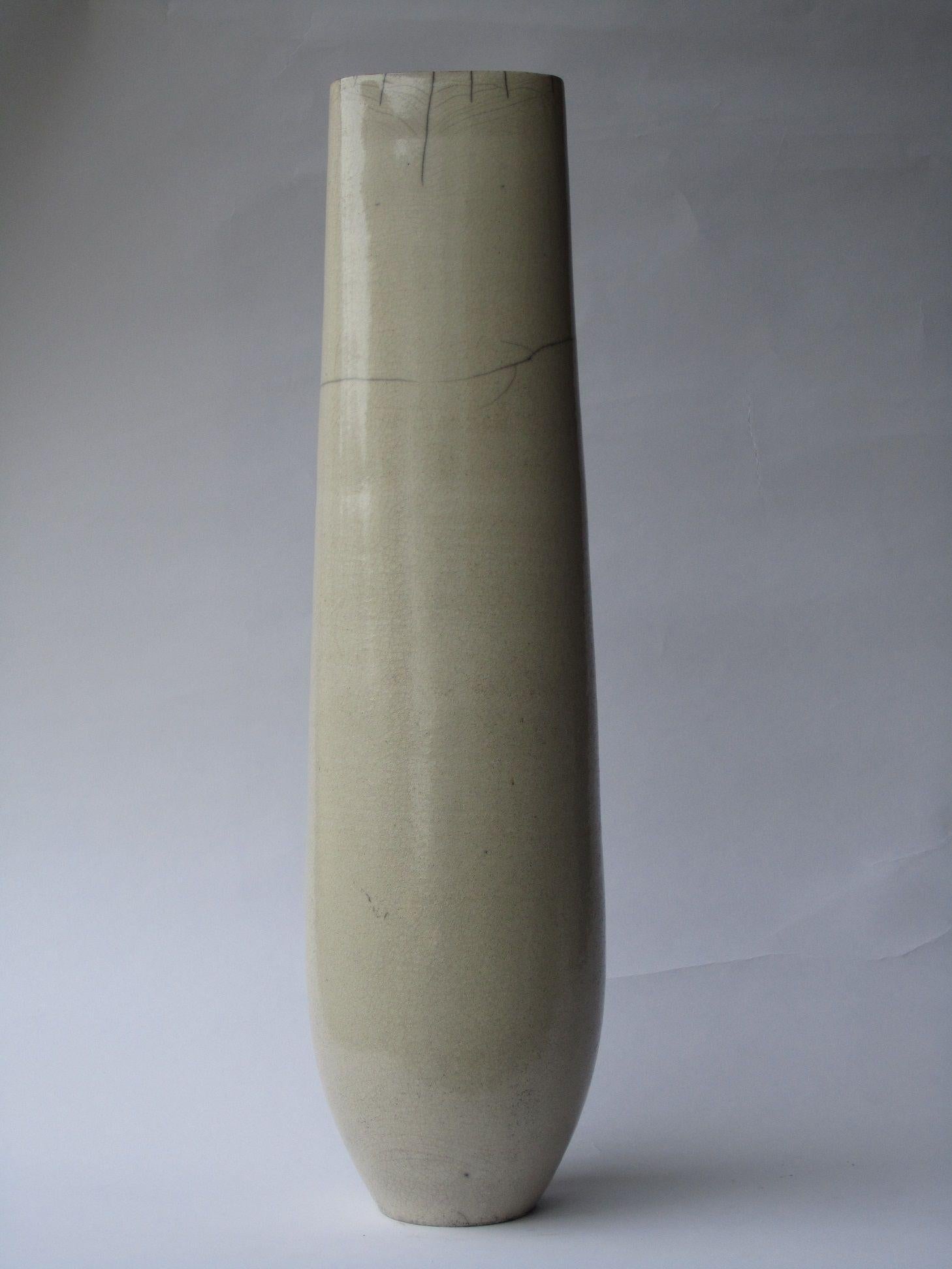 Genesis I by Tien Wen - Abstract ceramic sculpture, light tones, slender For Sale 4