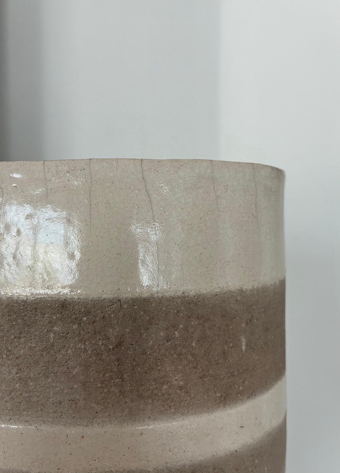 Genesis V de Tien Wen, sculpture abstraite, tons clairs, lignes élancées en vente 6