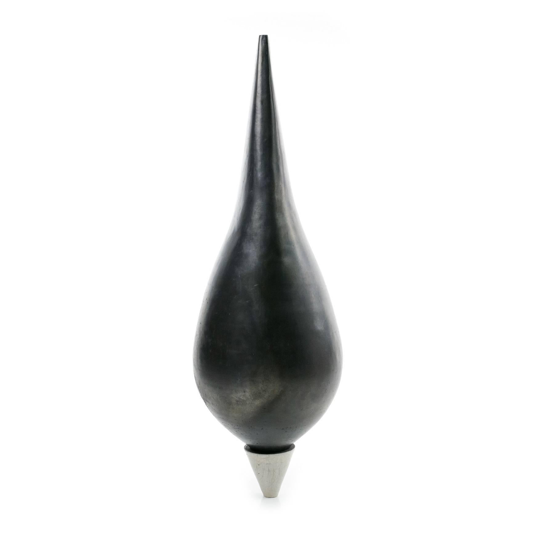 Naos by Tien Wen - Abstract ceramic sculpture, pure form, raku technique, black For Sale 2