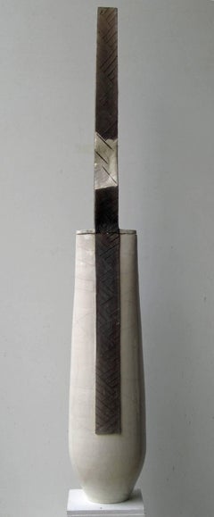 White Totem by Tien Wen - Abstract ceramic sculpture, raku, black & white, pure