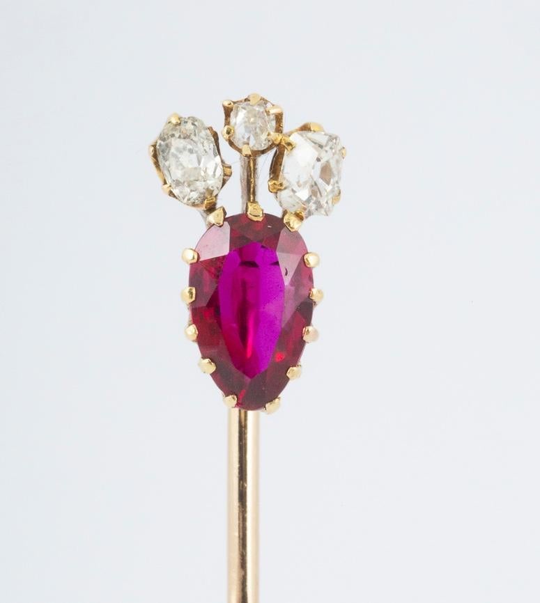 Edwardian Antique Tie Pin with Pear Shaped Burma Ruby & Diamond Crown, French circa 1890 For Sale
