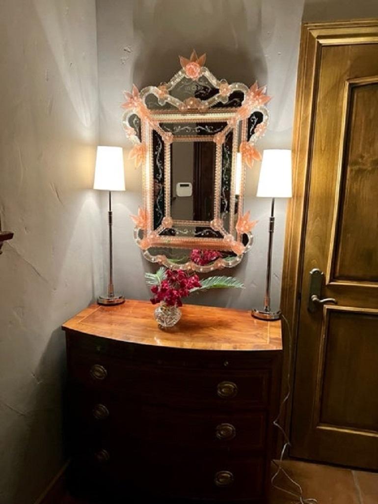 „Tiepolo“-Spiegel aus Muranoglas im venezianischen Stil von Fratelli Tosi, hergestellt in Italien im Zustand „Neu“ im Angebot in Murano Venezia, IT