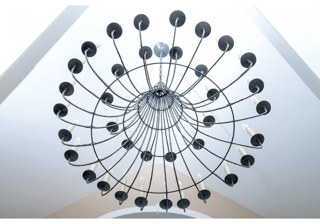 Lustre à 36 lumières en fil de fer en forme de cône à étages en vente 2