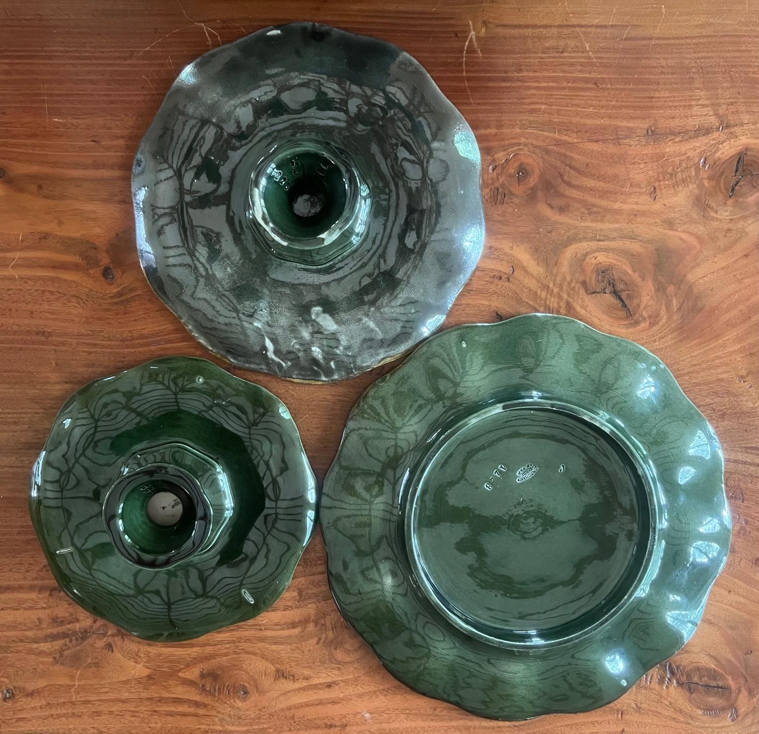Tiered Longchamp Hand Painted Oyster Plate Set of 3, c. 1900 For Sale 11