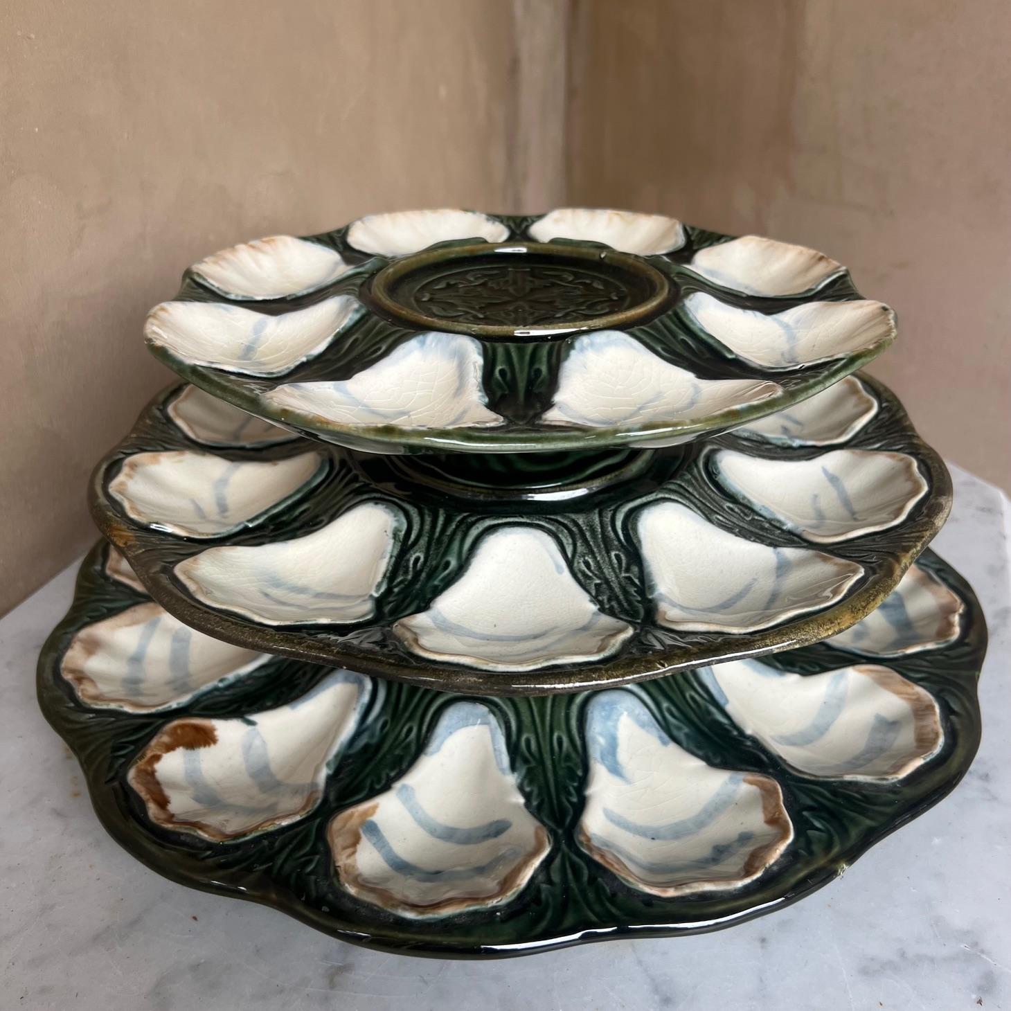 Early 20th Century Tiered Longchamp Hand Painted Oyster Plate Set of 3, c. 1900 For Sale
