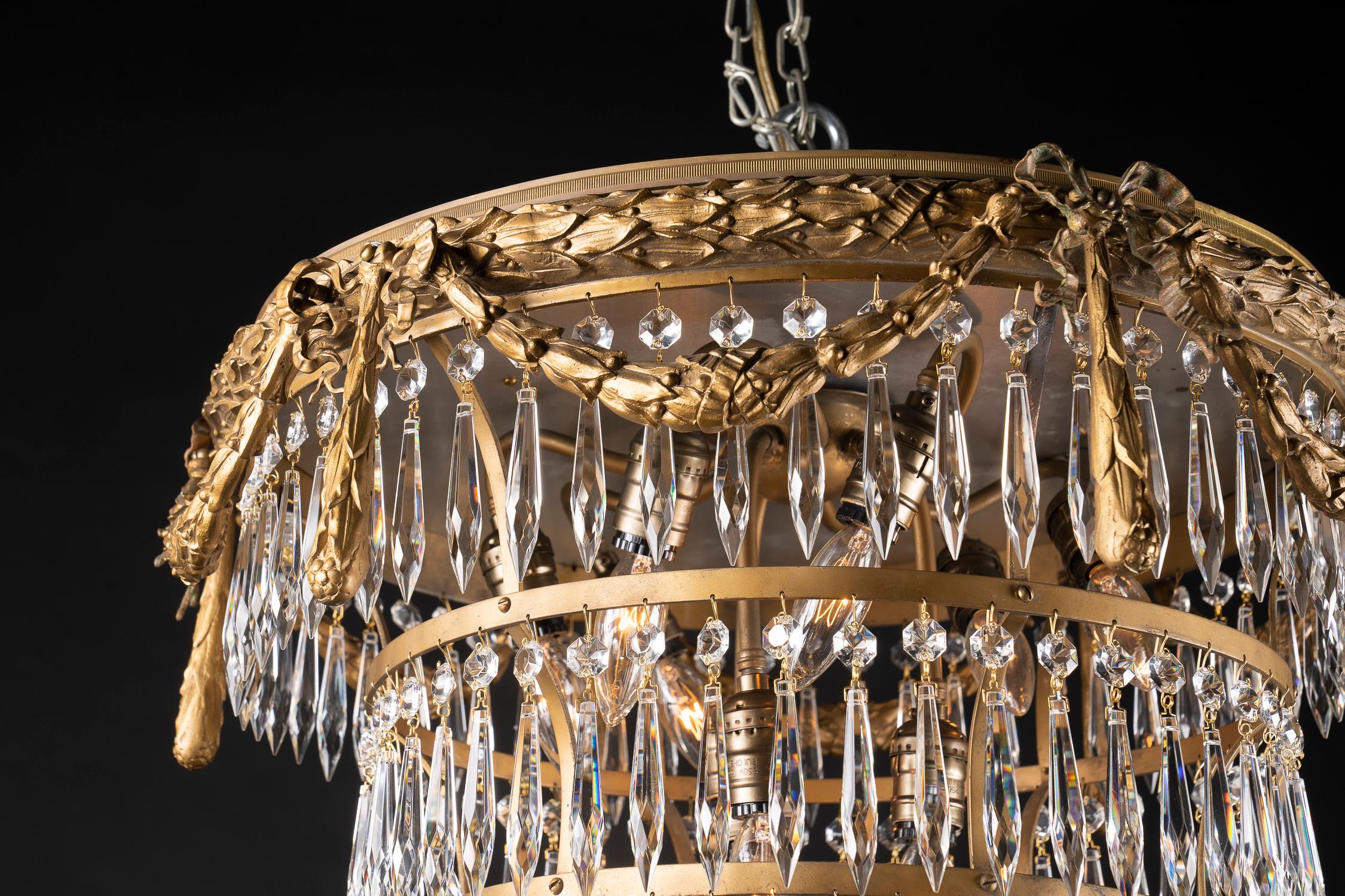 Tiered Louis XVI Bronze and Crystal Chandelier, French 19th Century For Sale 1