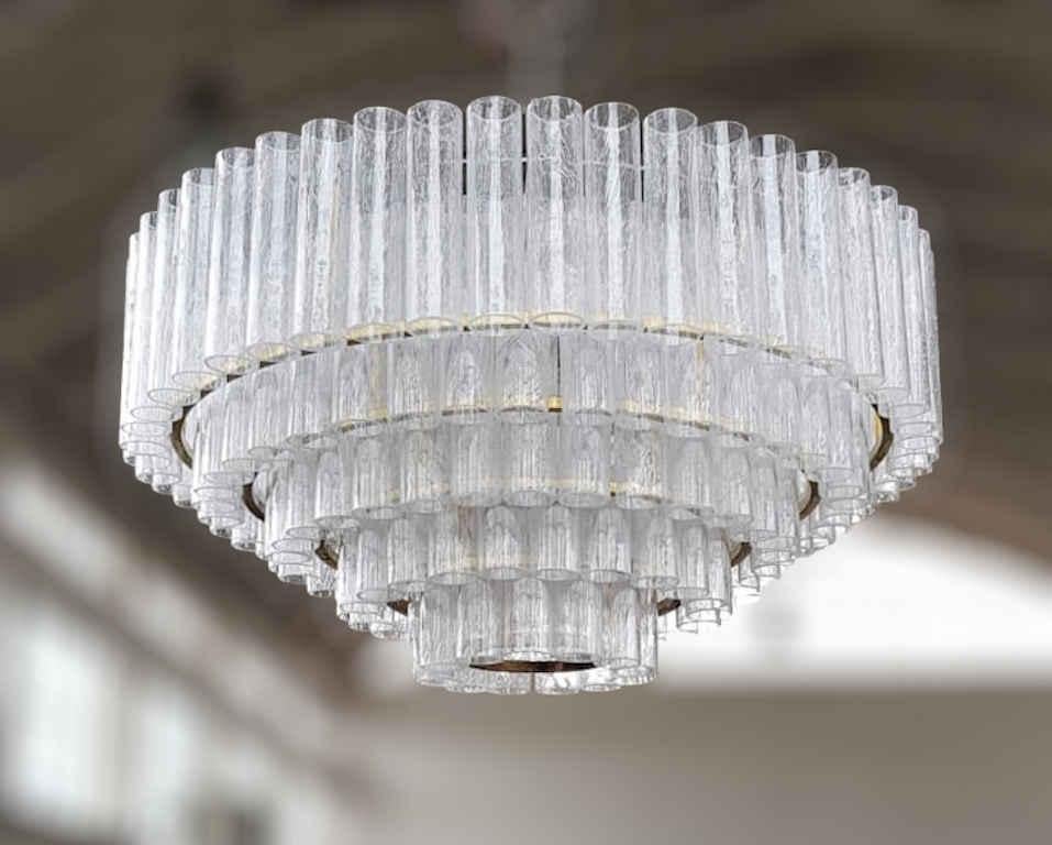 Ottone Lampadario a strati Pulegoso di Murano di Fabio Ltd in vendita