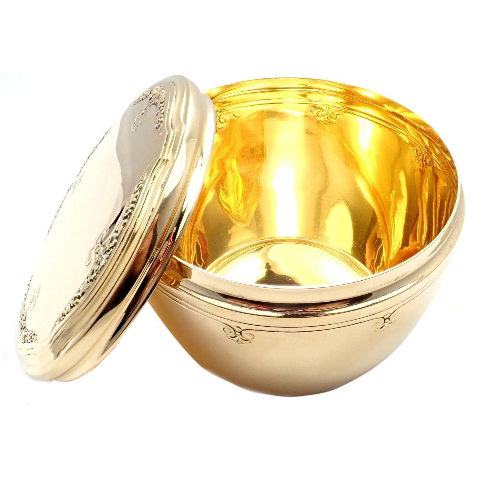 18k Solid Yellow Gold Antique Box Jar by Tiffany & Co.
*** Information about this jar:  Directorship Under John C Moore II 1907-1947 Serial Number Dates this circa 1910
Details:
Measurements: 3.75