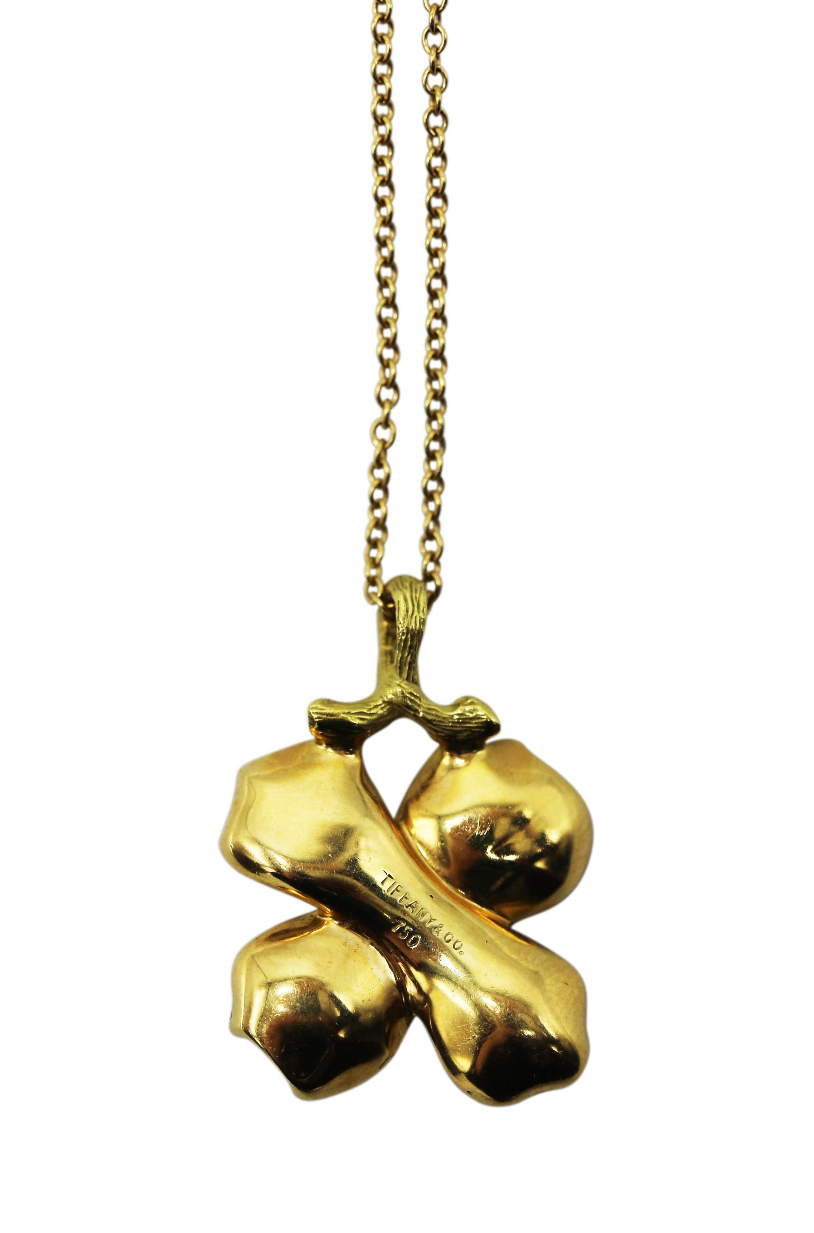 Round Cut Tiffany & Co. Diamond and Gold Flower Pendant