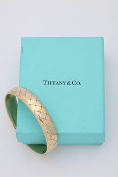 Tiffany & Co. Quilt Pattern Design Gold Bangle Bracelet with Invisible Lock