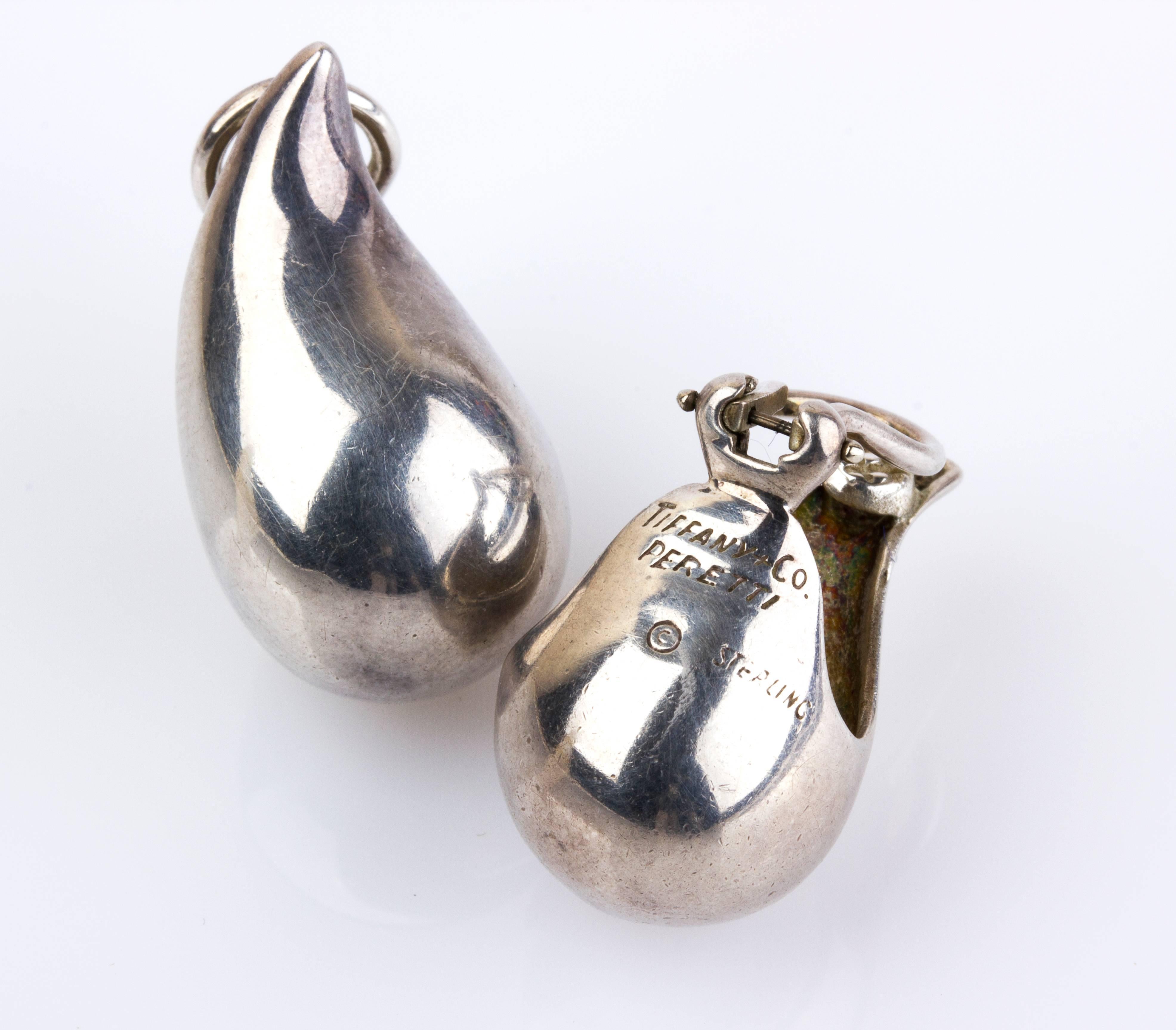 Teardrop collection earrings. Lenght 2.5 cm. Weight 9.25 gr. 