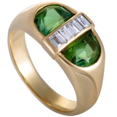 Vintage Tiffany & Co. Peridot and Diamond Oval Gold Ring