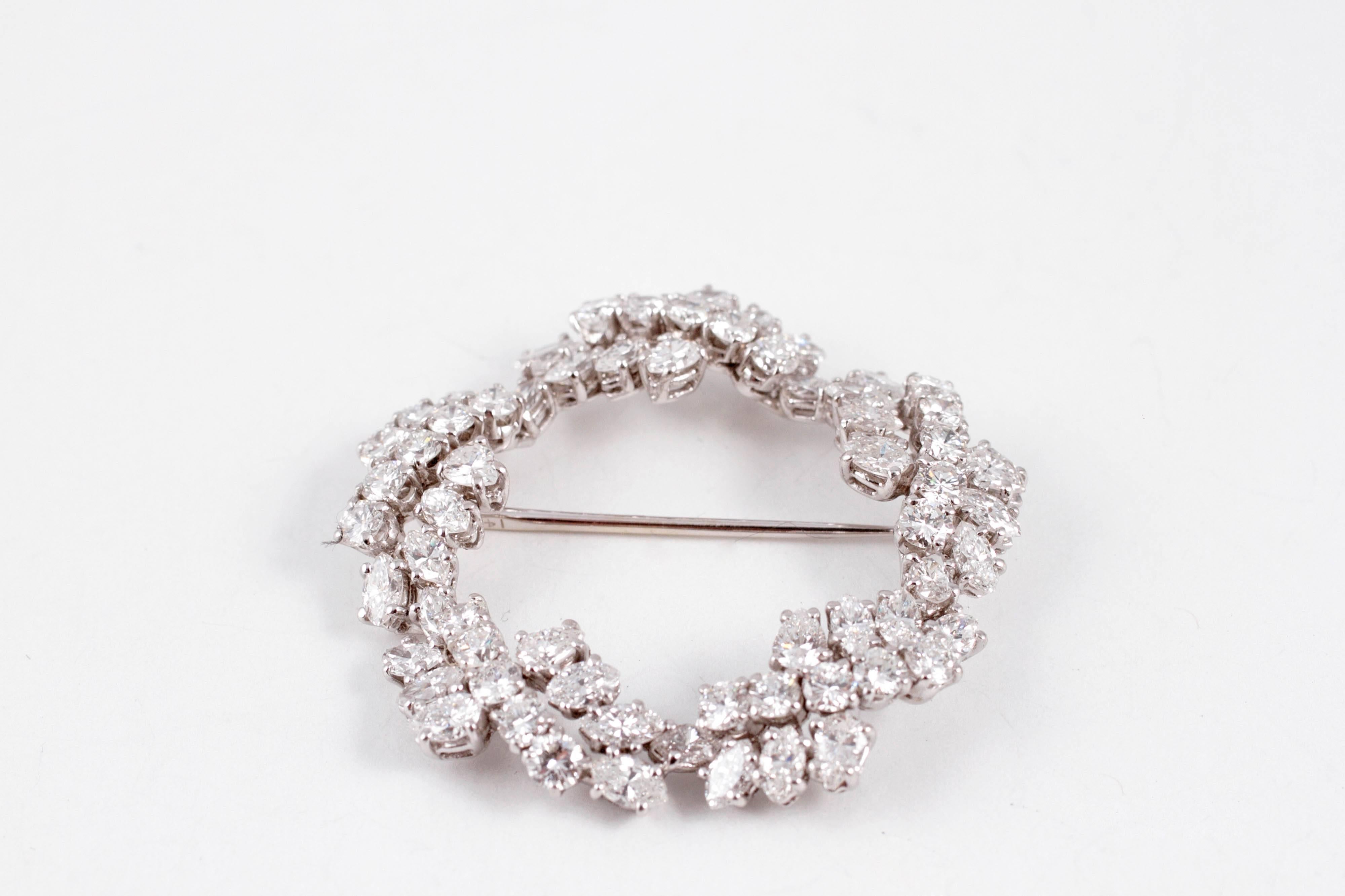 Tiffany & Co. Platinum 6.50 Carat Diamond Leaf Brooch In Good Condition In Dallas, TX