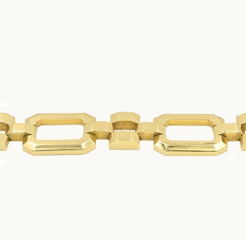 Women's Tiffany & Co. Retro 14 Karat Yellow Gold Link Bracelet, circa 1950s For Sale