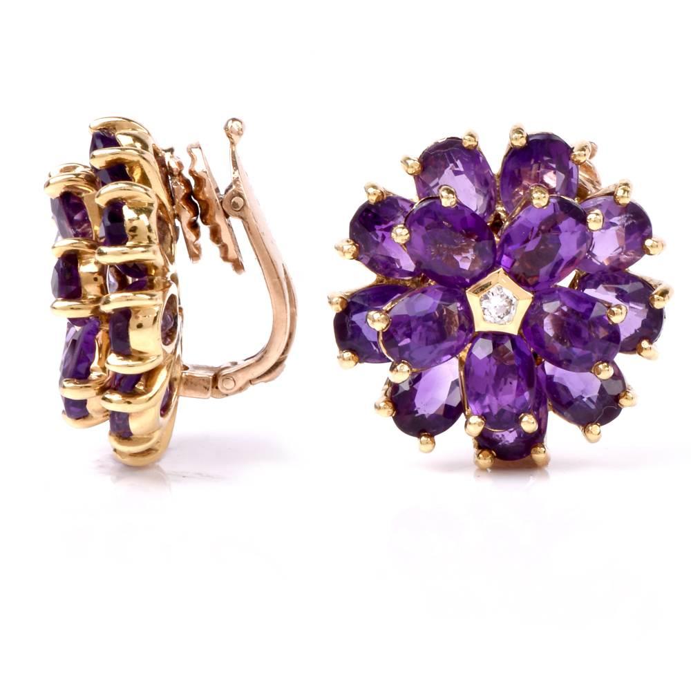 Tiffany & Co. Vintage Floral Amethyst 18 Karat Yellow Gold Clip-On Earrings In Excellent Condition In Miami, FL
