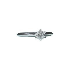 Tiffany 0.26 carat diamond engagement ring, size 48 color H, clarity VVS2.