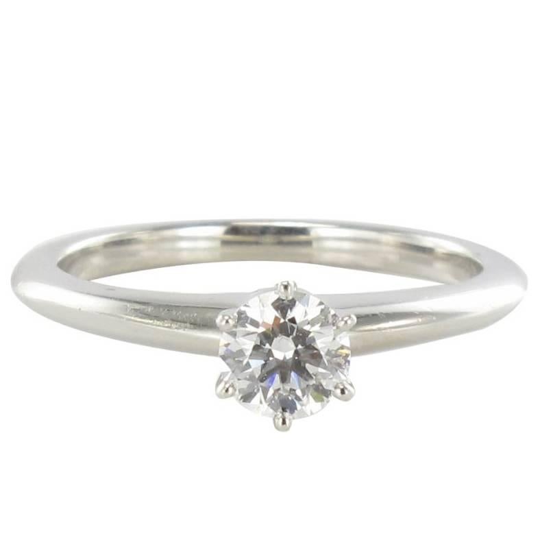 Tiffany 0.45 carat F.VVS2 Diamond Certified Platinium Solitaire Ring