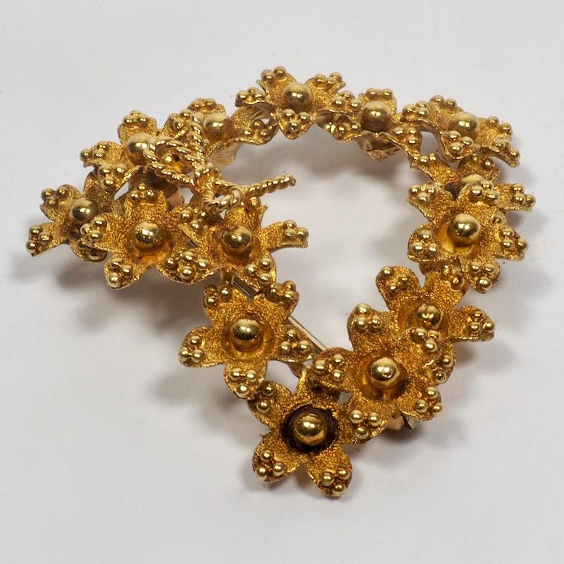 Tiffany & Co. 18 Karat Gold Floral Heart Brooch 1