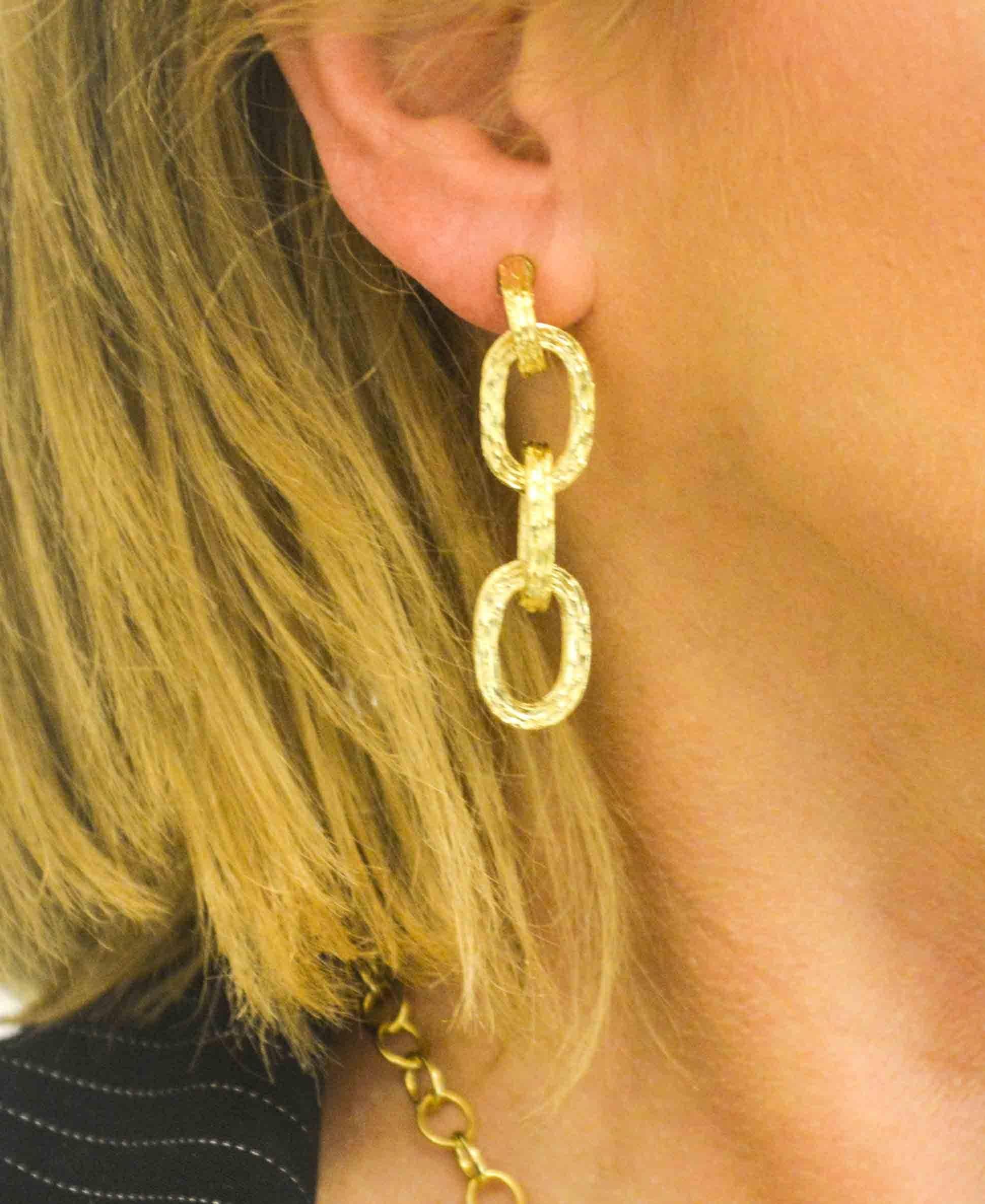 Modern Tiffany & Co. 18 Karat Yellow Gold Hoop Clip-On Earrings