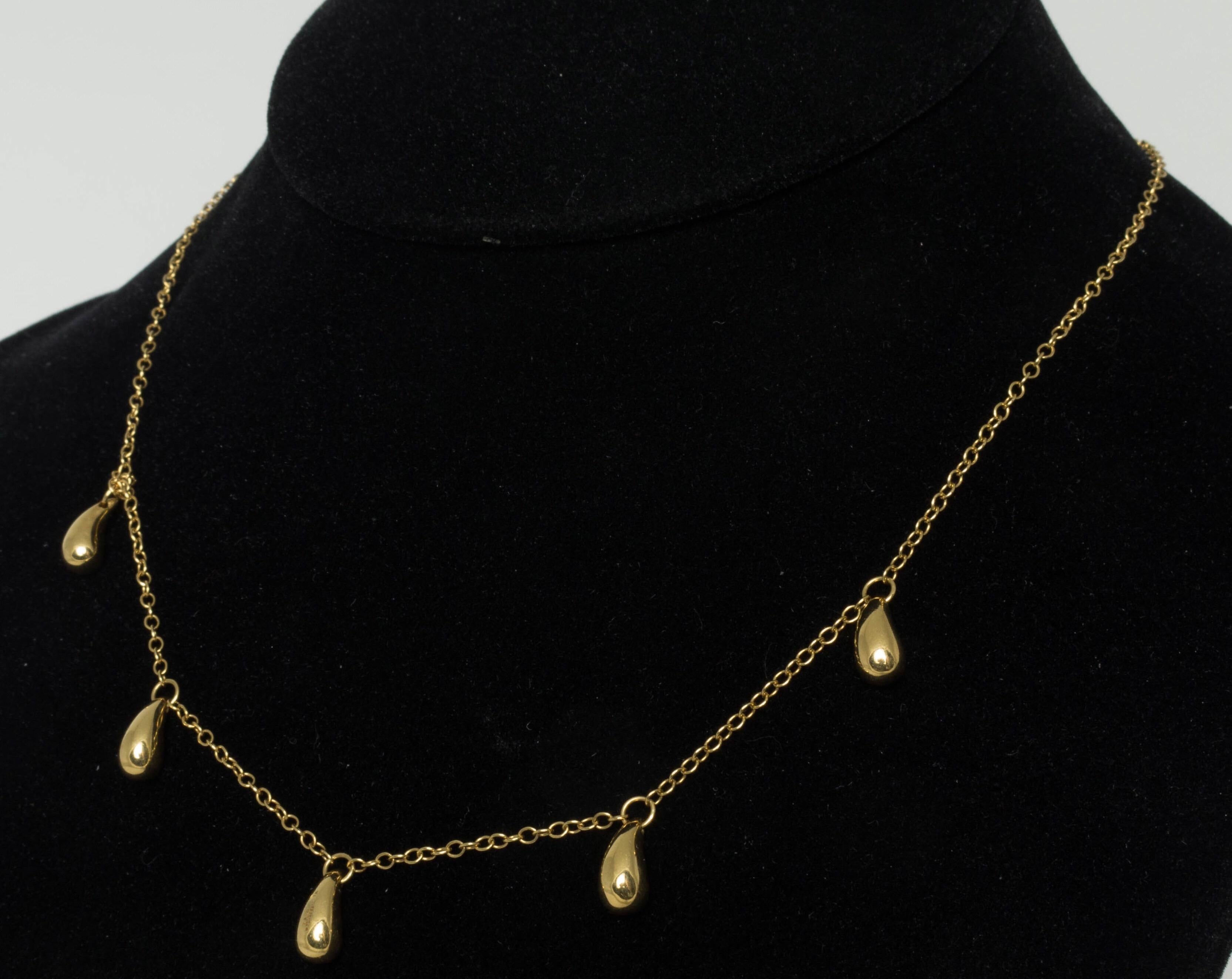 Contemporary Tiffany & Co.18 Karat Gold Tear Drop Necklace Elsa Peretti
