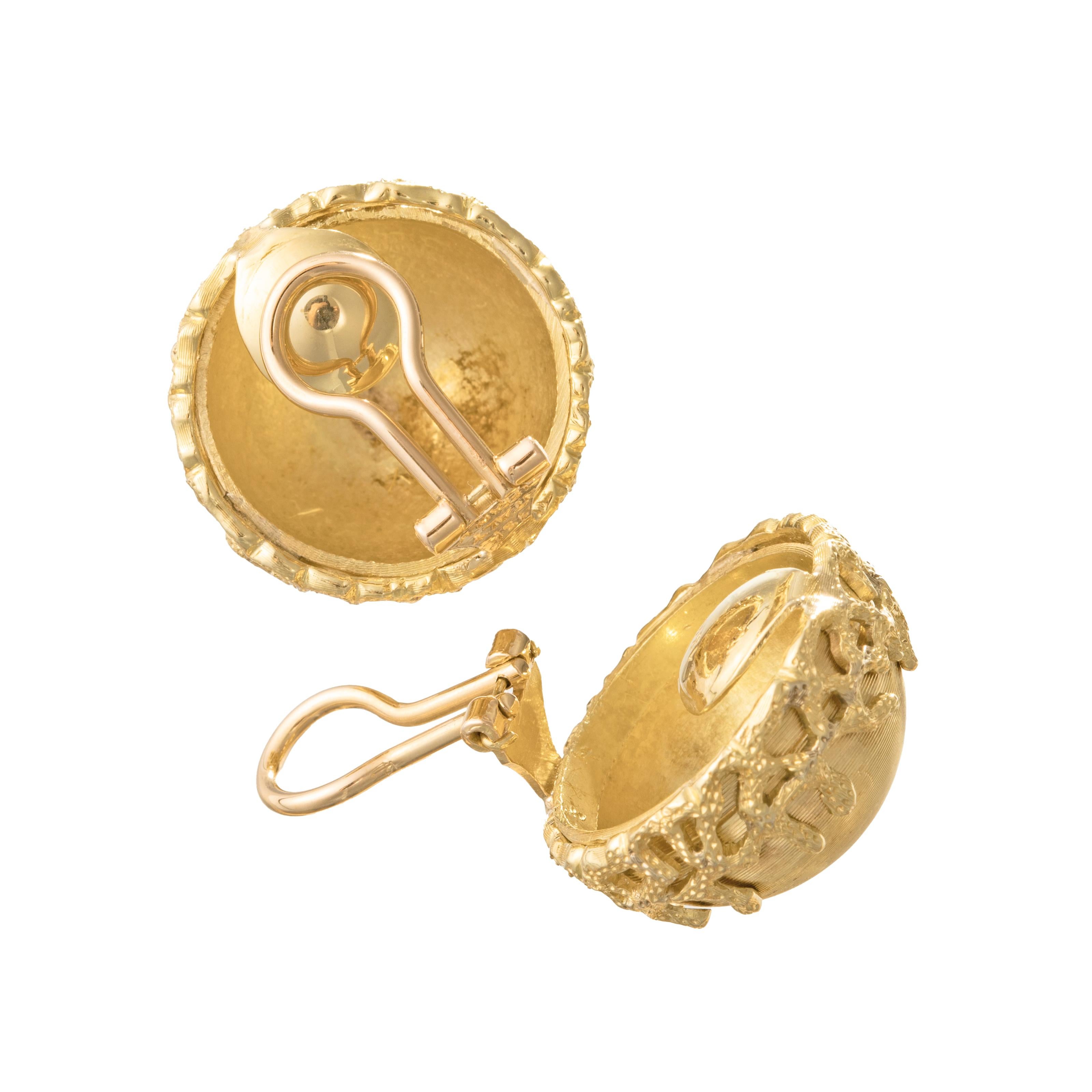Tiffany 18k Yellow Gold Conical Dome Earrings In Excellent Condition In Palm Beach, FL
