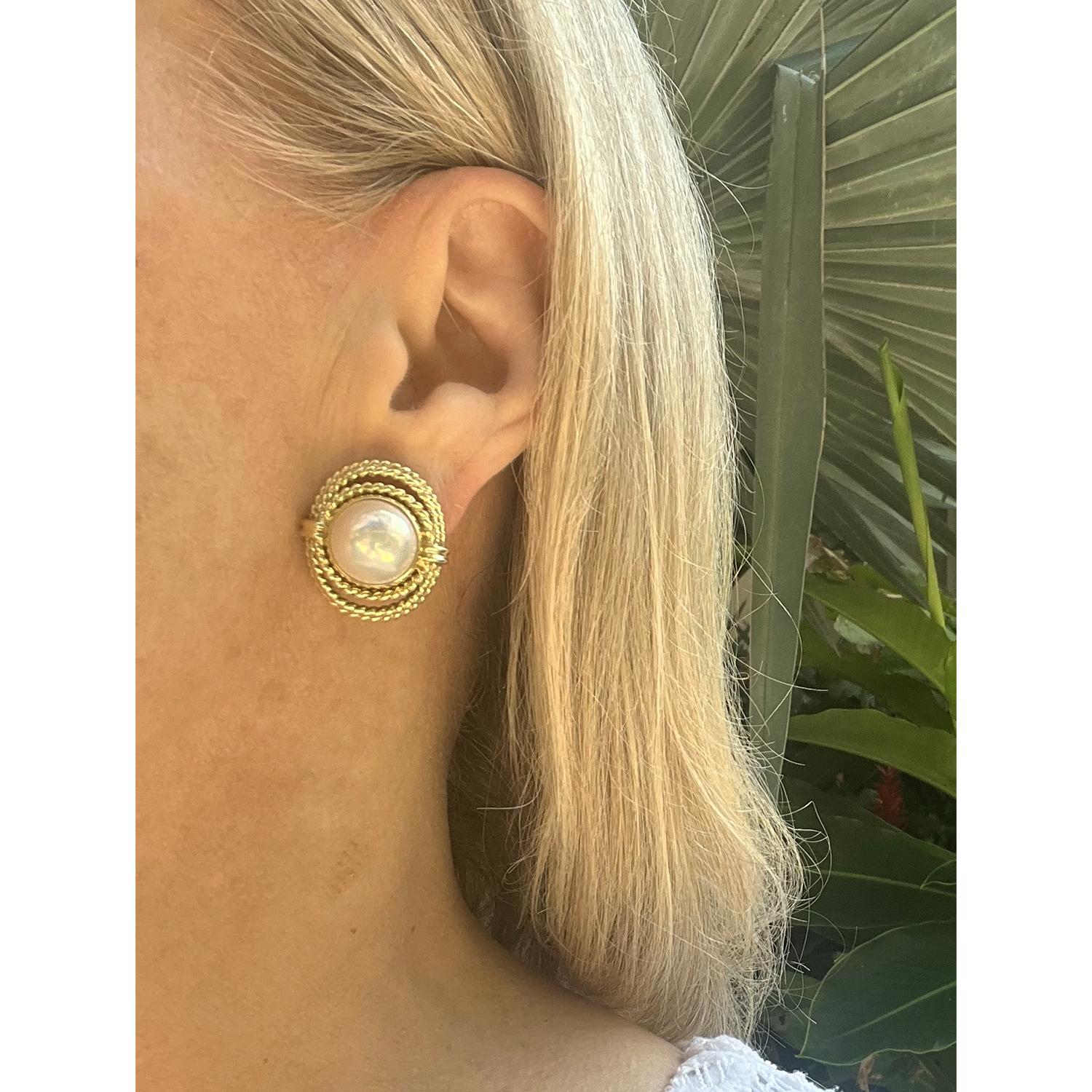 Women's Tiffany 18k Yellow Gold Mabe Pearl Clip Earrings