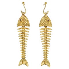 Tiffany & Co. 1970er Jahre 18kt Gelbgold Fisch und Haken Tropfen Ohrringe